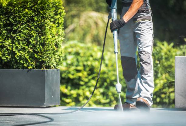 Best Factory Floor Cleaning  in Saegertown, PA